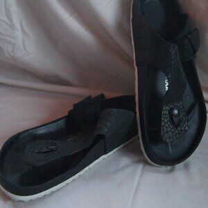 Men's Birkenstock Black Sandals (size 43)